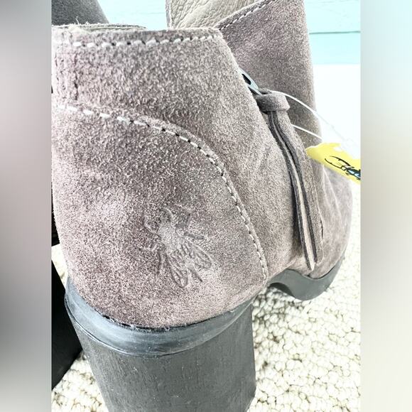 Fly London NWT Shar brown suede boots zip up heeled booties classic spring 5.5/6 - Picture 4 of 10